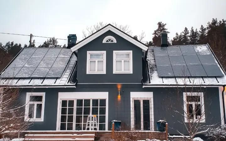 panneaux solaires en hiver