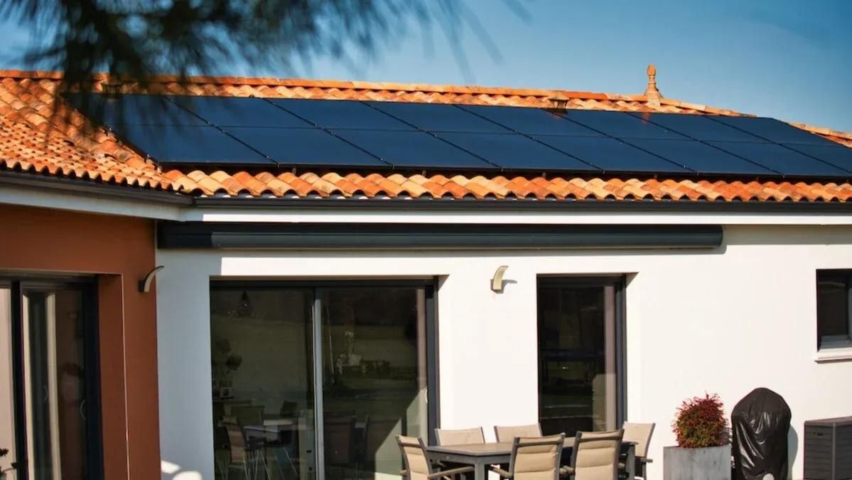 maison panneaux solaires dualsun