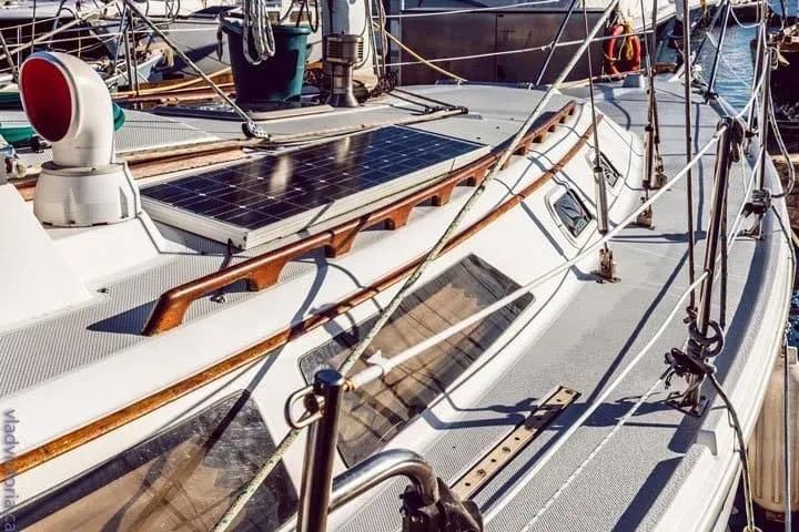 panneau solaire bateau